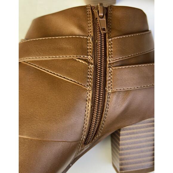 Thalia Sodi Women's 8.5 Ankle Boots Camel Wedge Heel 2" Zip Sides Straps - Picture 5 of 7